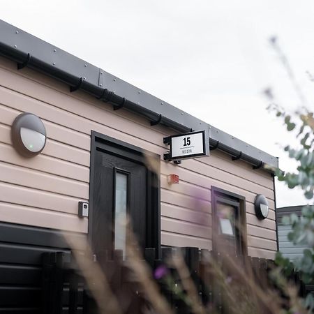 Goodstay Apartments By Urban Space Barry Extérieur photo