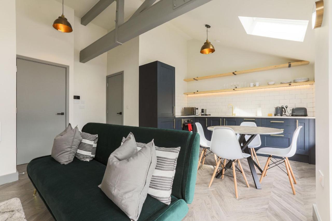 Goodstay Apartments By Urban Space Barry Extérieur photo