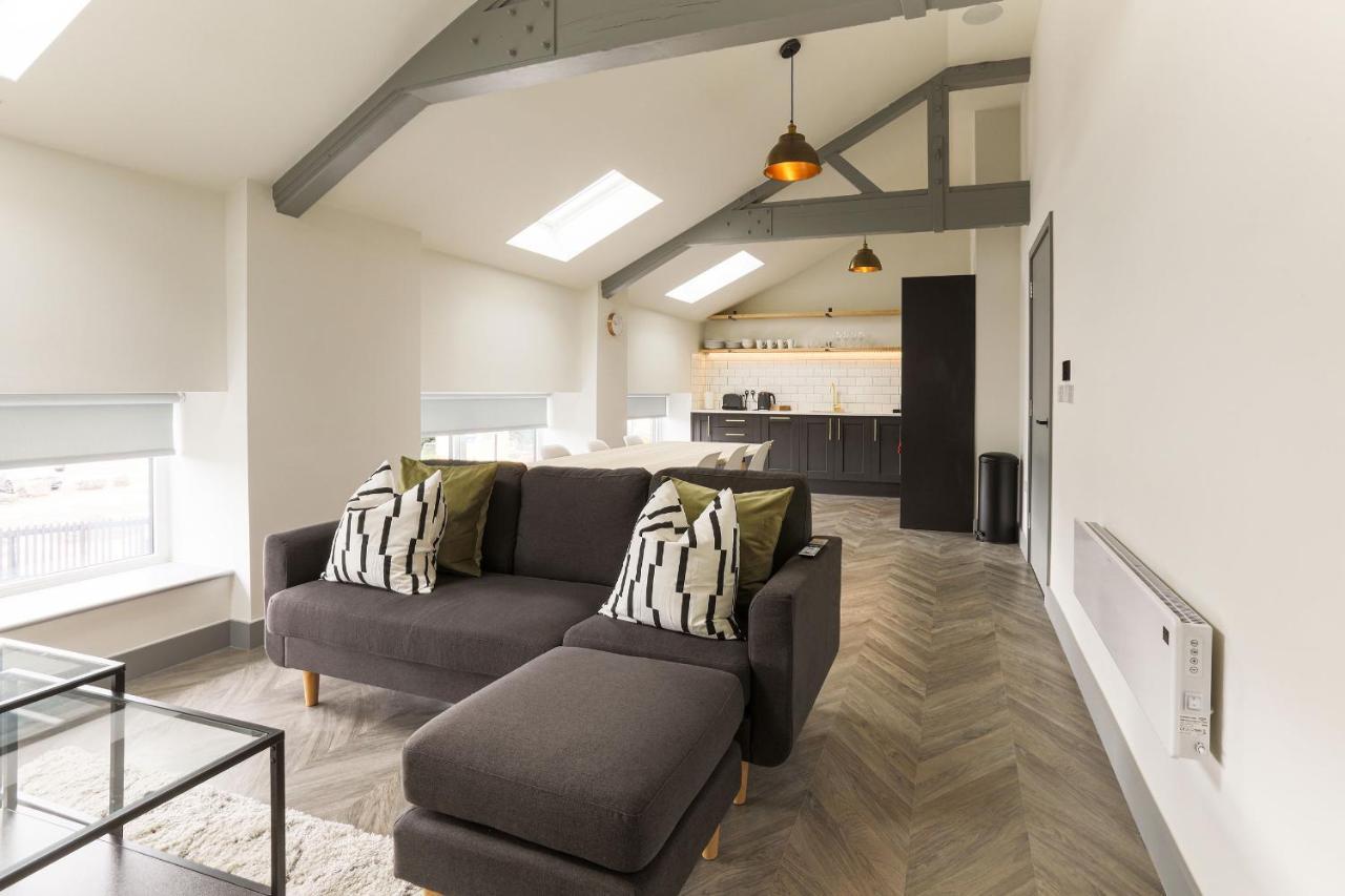 Goodstay Apartments By Urban Space Barry Extérieur photo