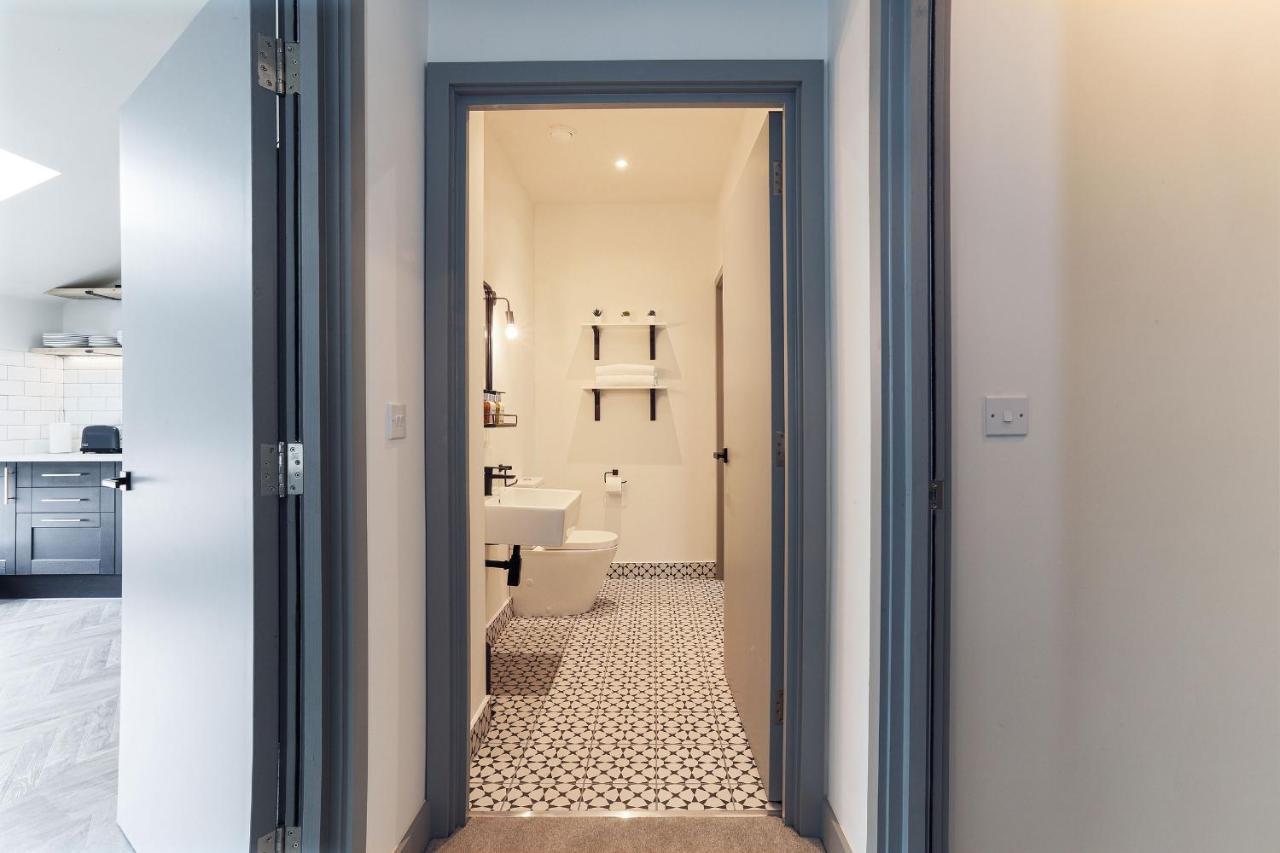 Goodstay Apartments By Urban Space Barry Extérieur photo